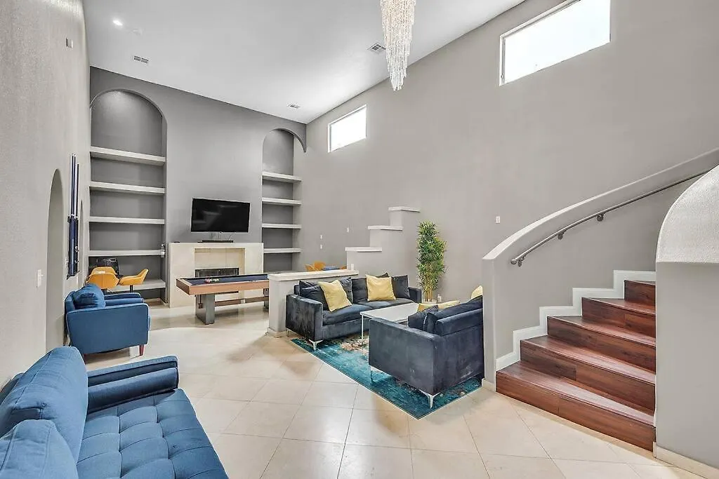Grand Casa 7 Bdr/4 Ba 15 Beds Sleeps Up To 24 Villa Las Vegas USA