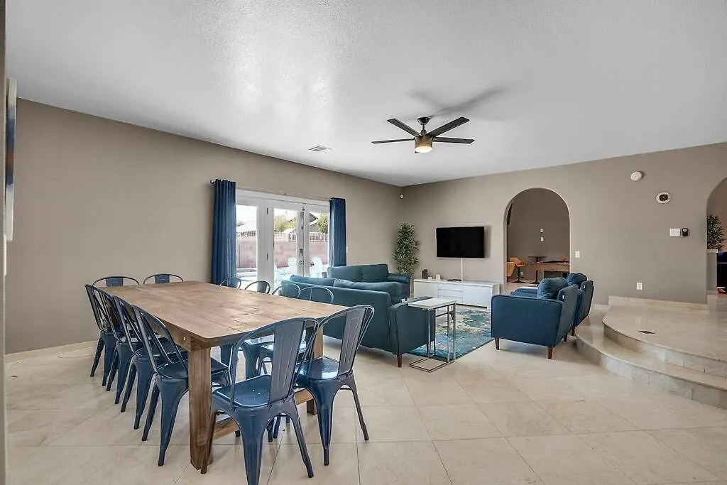 Grand Casa 7 Bdr/4 Ba 15 Beds Sleeps Up To 24 Villa Las Vegas USA