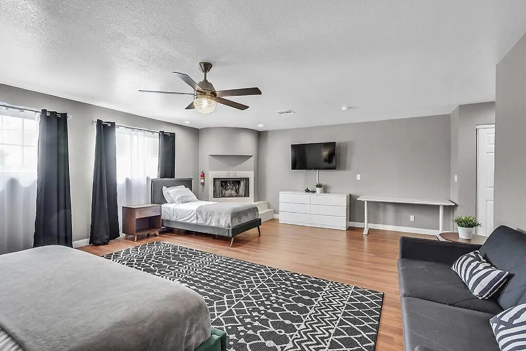 Vila Grand Casa 7 Bdr/4 Ba 15 Beds Sleeps Up To 24 Las Vegas